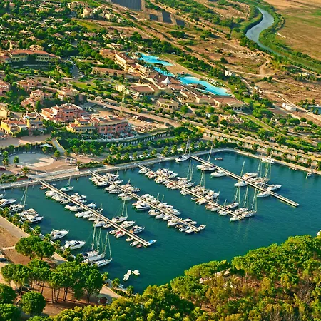 ホテル Argonauti ピスティッチ