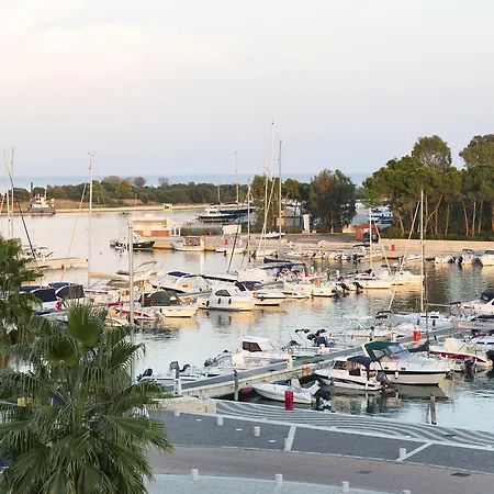 ホテル Argonauti 4*