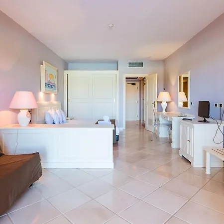 ホテル Argonauti ピスティッチ