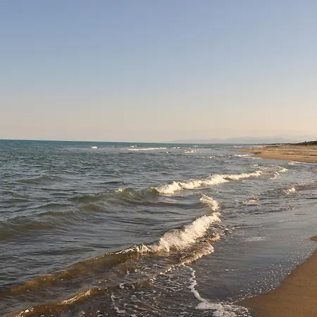 فندق Argonauti مارينا دي بيستيتشي
